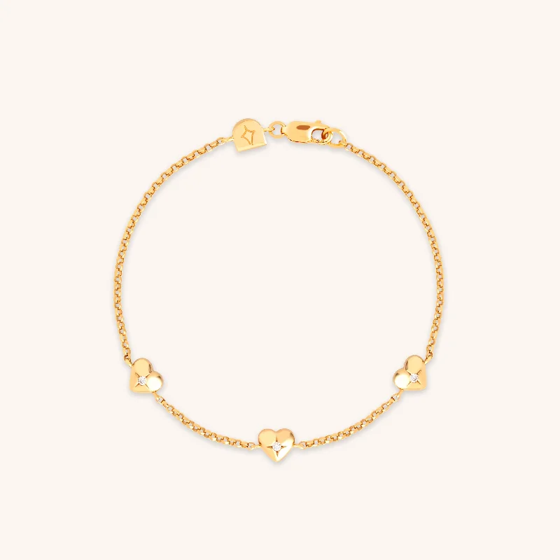 tennis bracelet for everyday-Heart Charm Bracelet in Gold