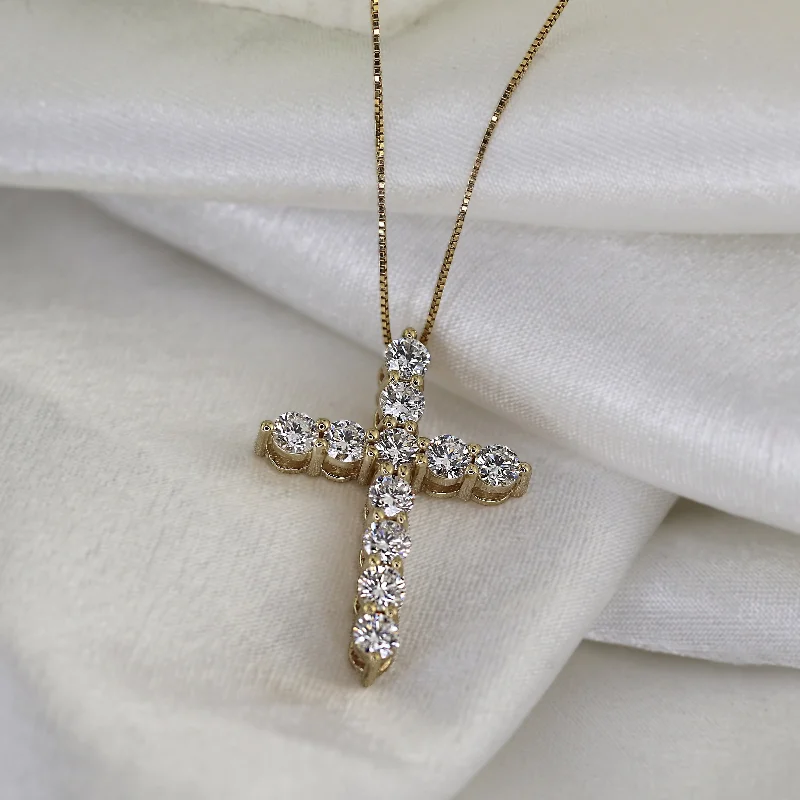 silver chain necklace -Auriya 14k Gold Round Diamond Cross Necklace 1 1/2cttw (H-I, I1-I2)