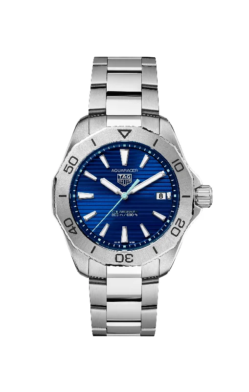 watches with analog and digital displays -TAG Heuer Aquaracer Professional 200 Solargraph